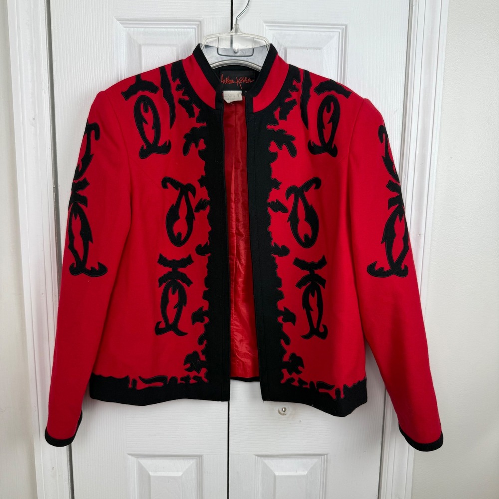 Adrienne‎ Kohler Vintage Red Black Mandarin Collar Appliqué Cropped Wool Jacket
